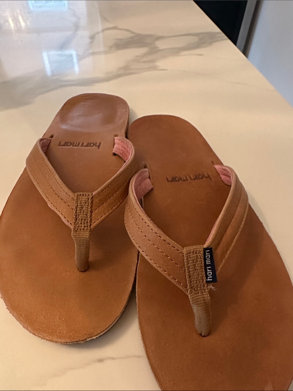 Women’s hari mari leather flip flops